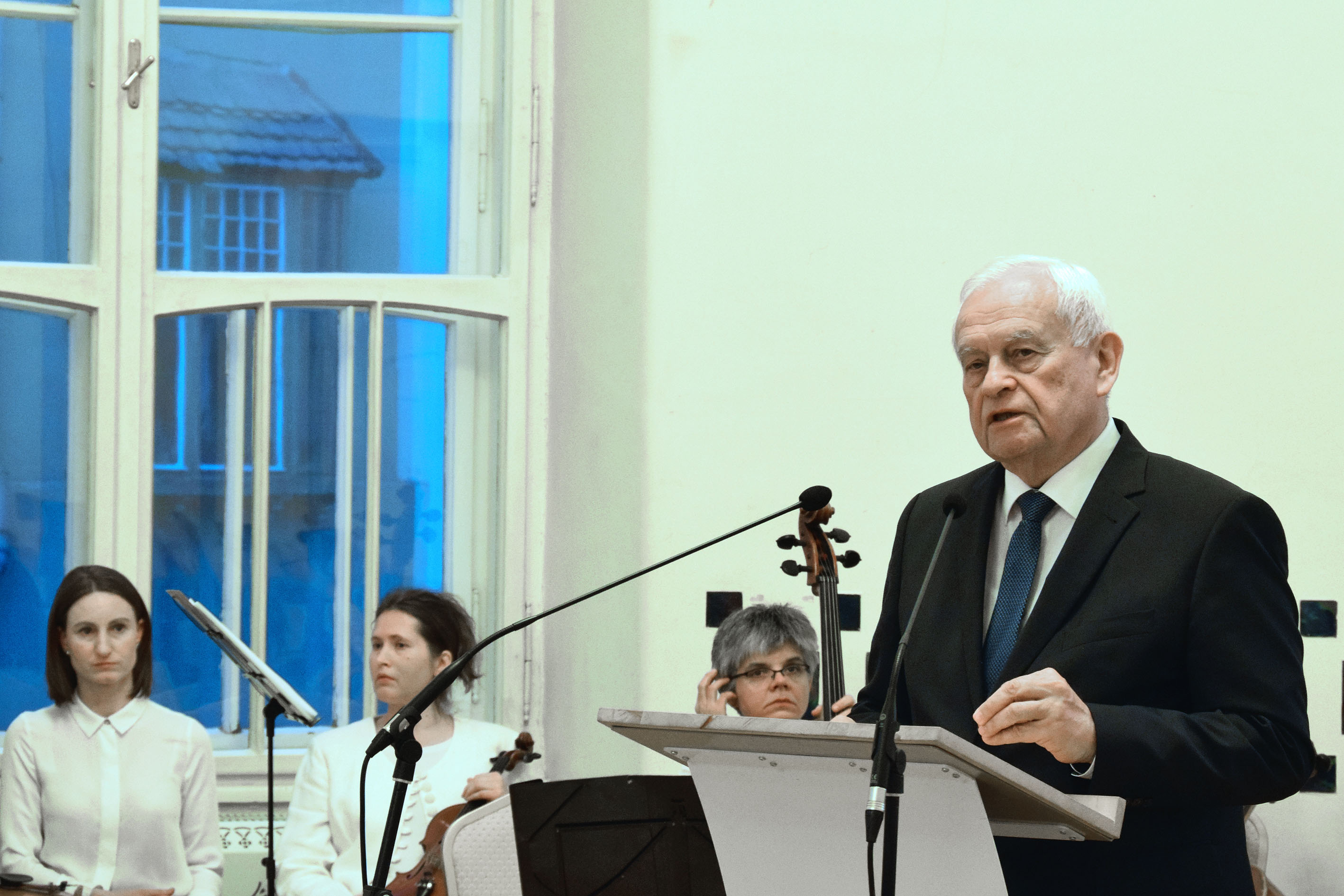  Varga László-est