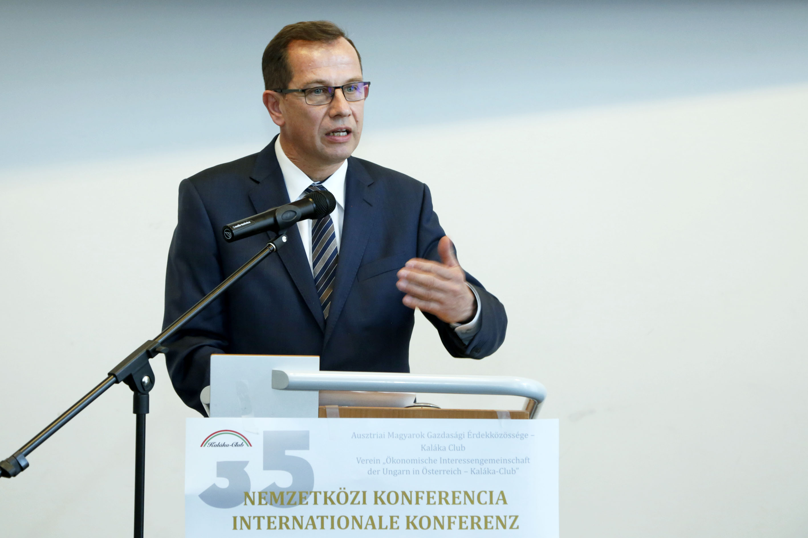 Sógor Csaba