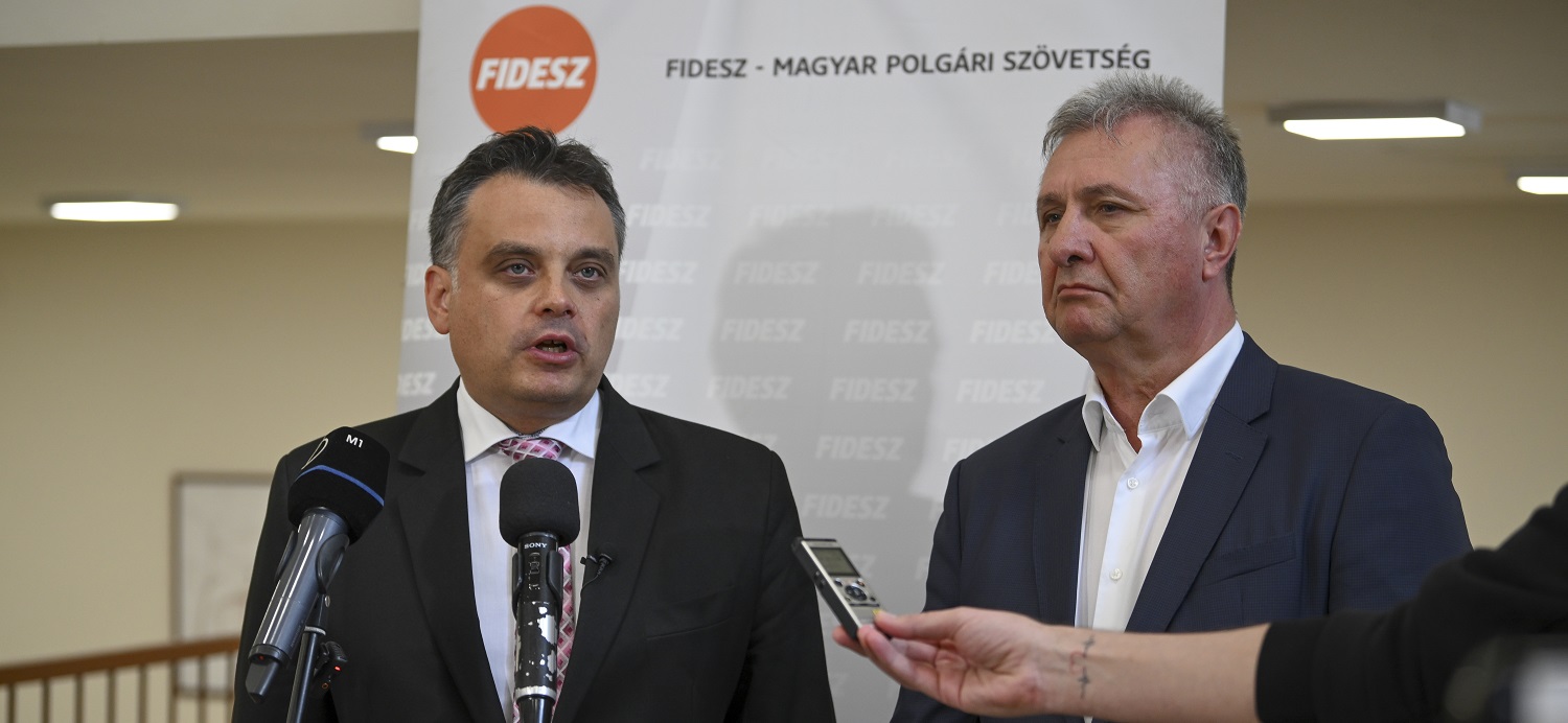 Latorcai Csaba és Vinnai Győző