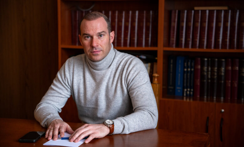 Hollik István