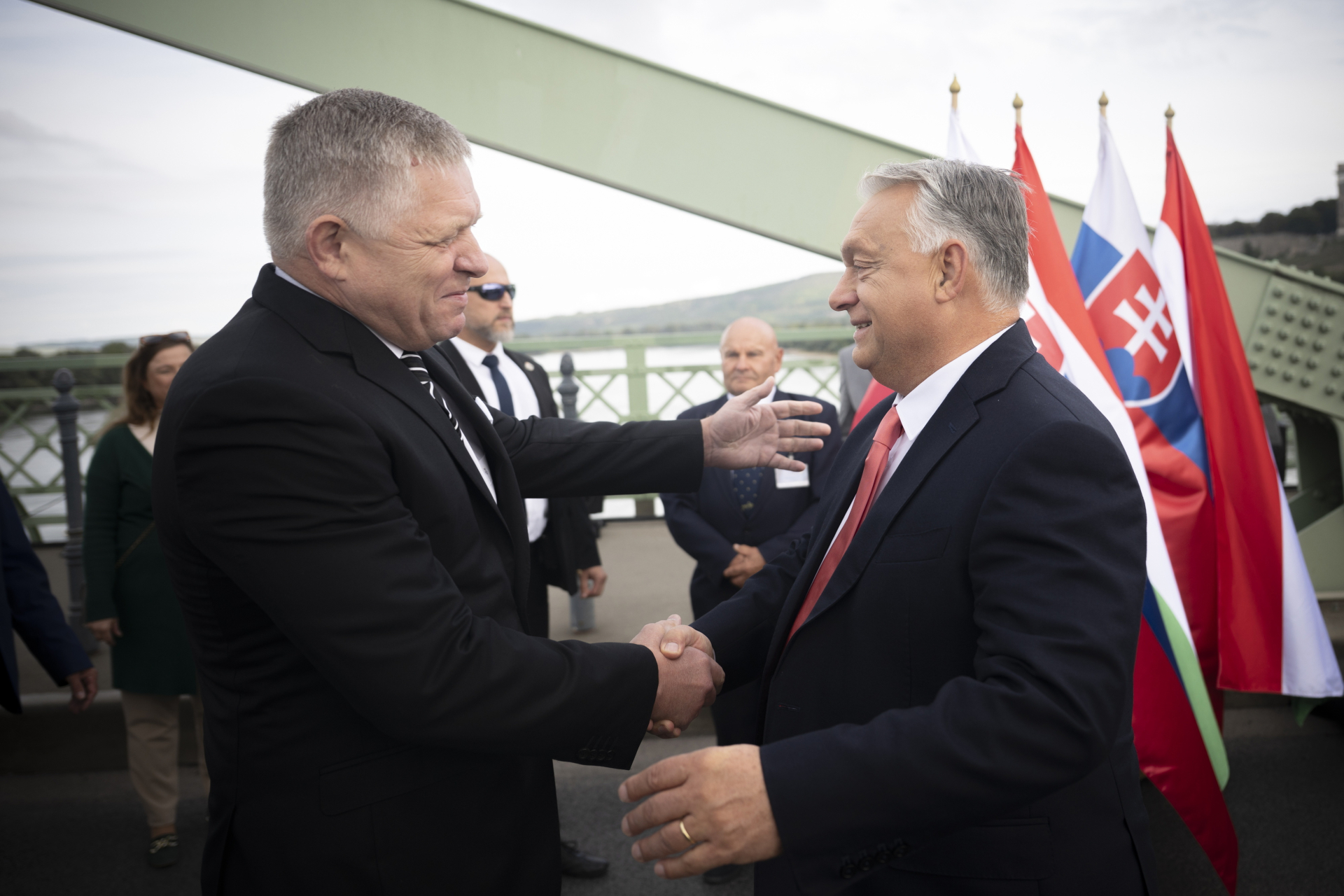 Orbán Fico Párkány