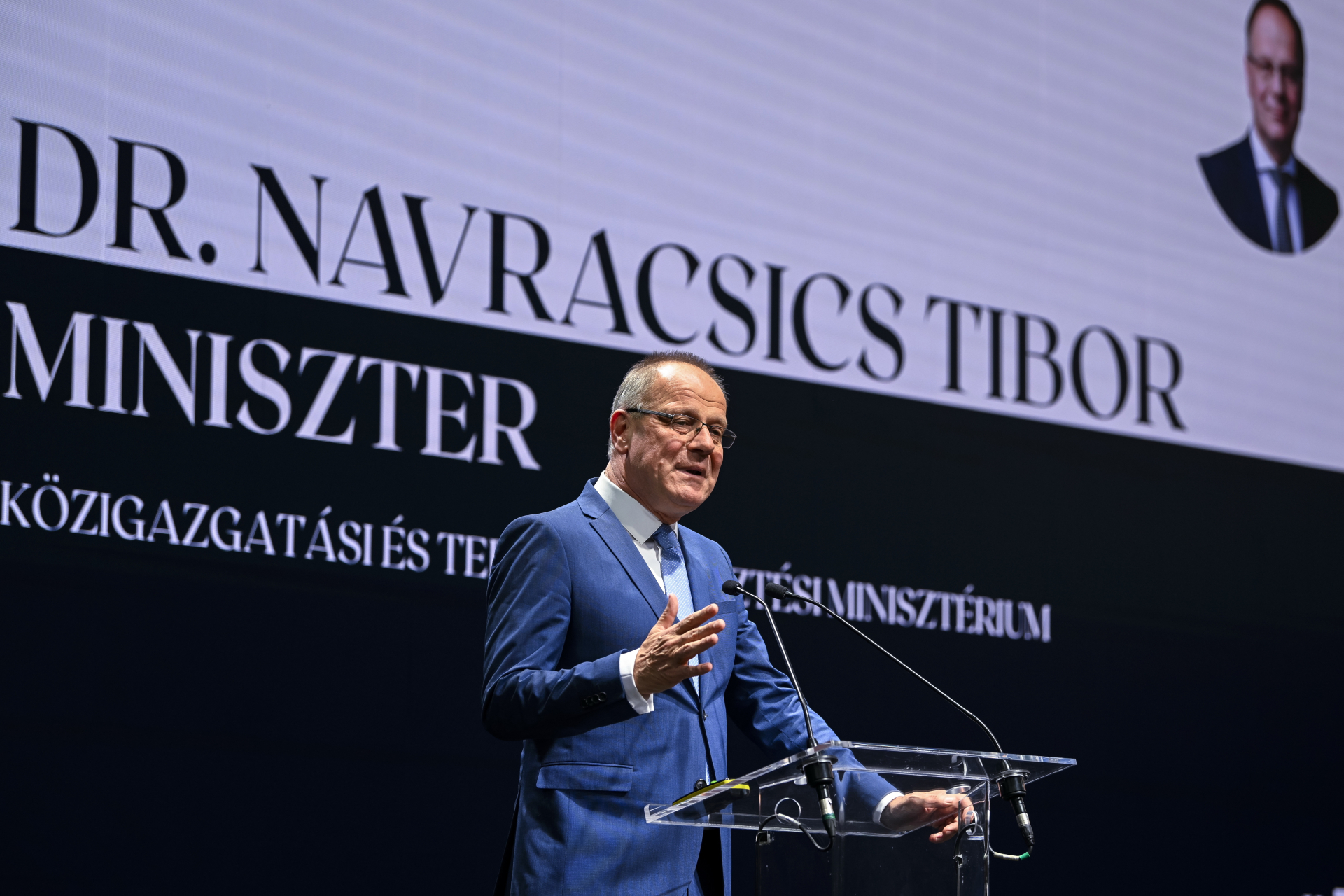 Navracsics Tibor