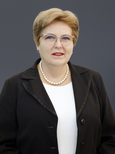 Dr. Pergel Elza